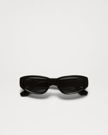 09 | Black