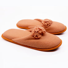 Cashmere Slippers With Flowers Accent | Peach