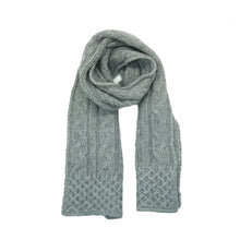 Womens | Chunky Scarf In Cable Design | Light Grey
