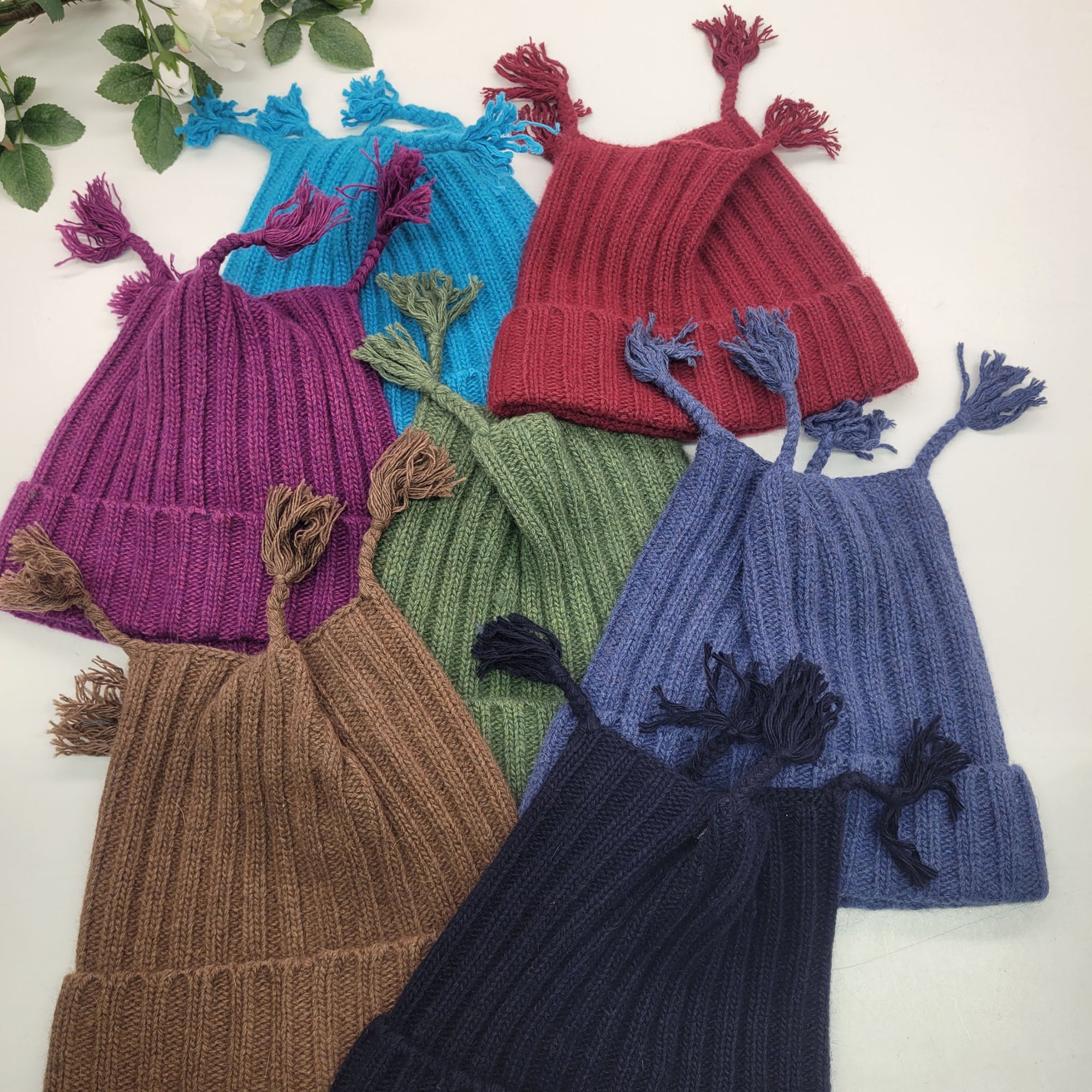 Kids | Chunky Hat with Tassles | Cordovan Red