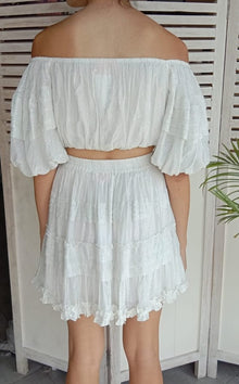 Rococo Sand | True Crop Top | White