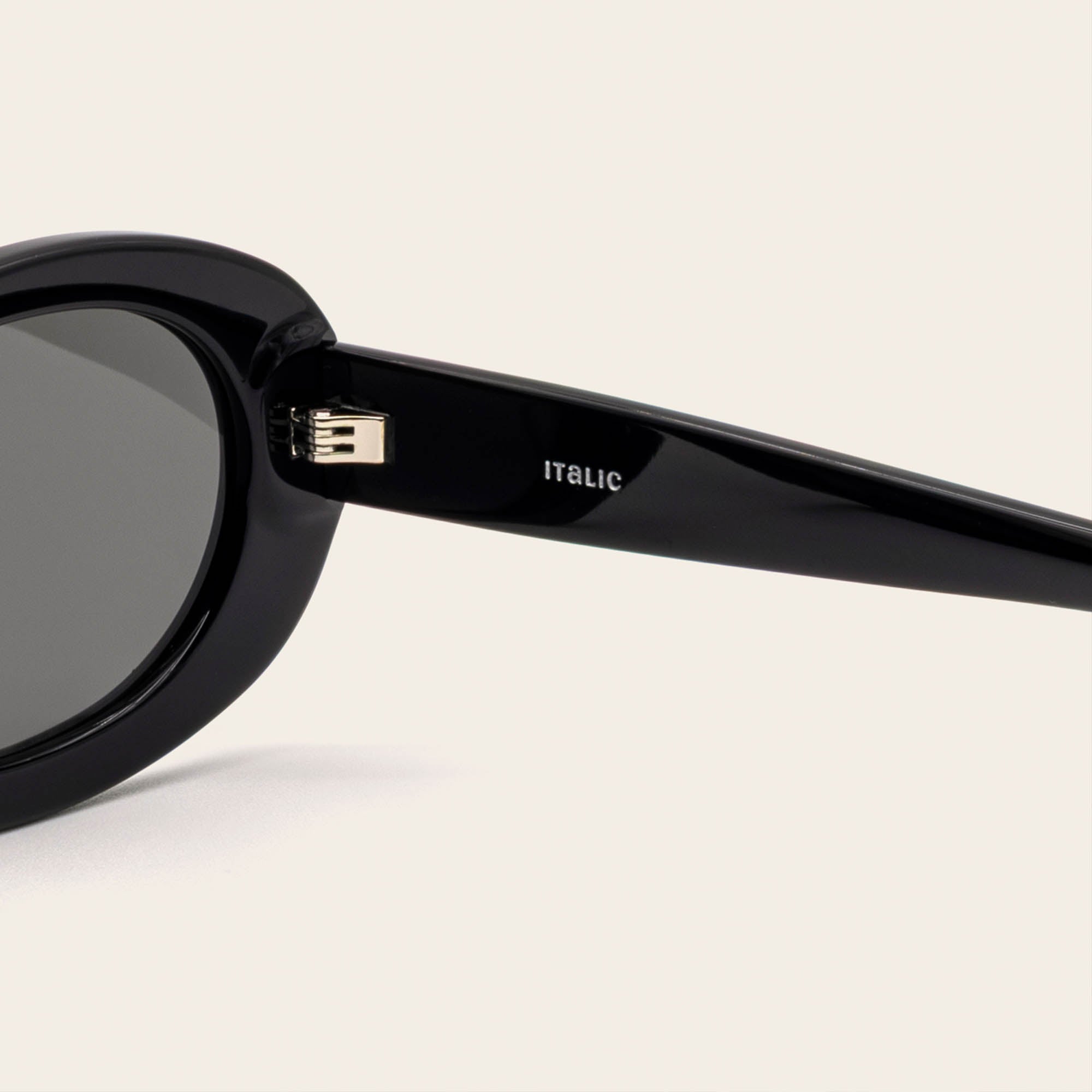 Unisex | Celeste Oval Italian Acetate Sunglasses | Black