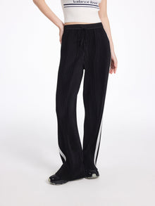 Wide-Leg Straight Pants | Black