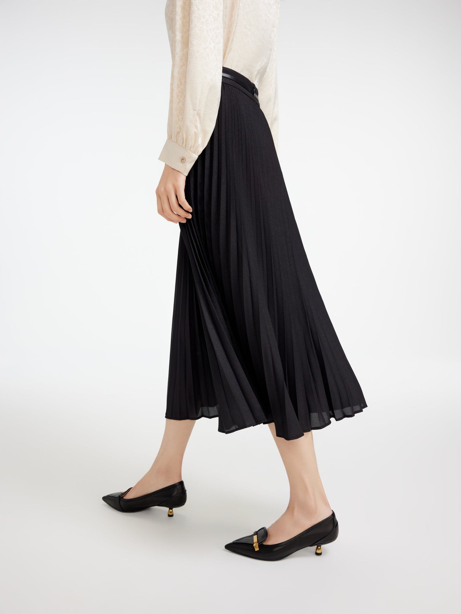A-Line Shape Draped & Pressed Pleats High-Waisted Skirt | Black