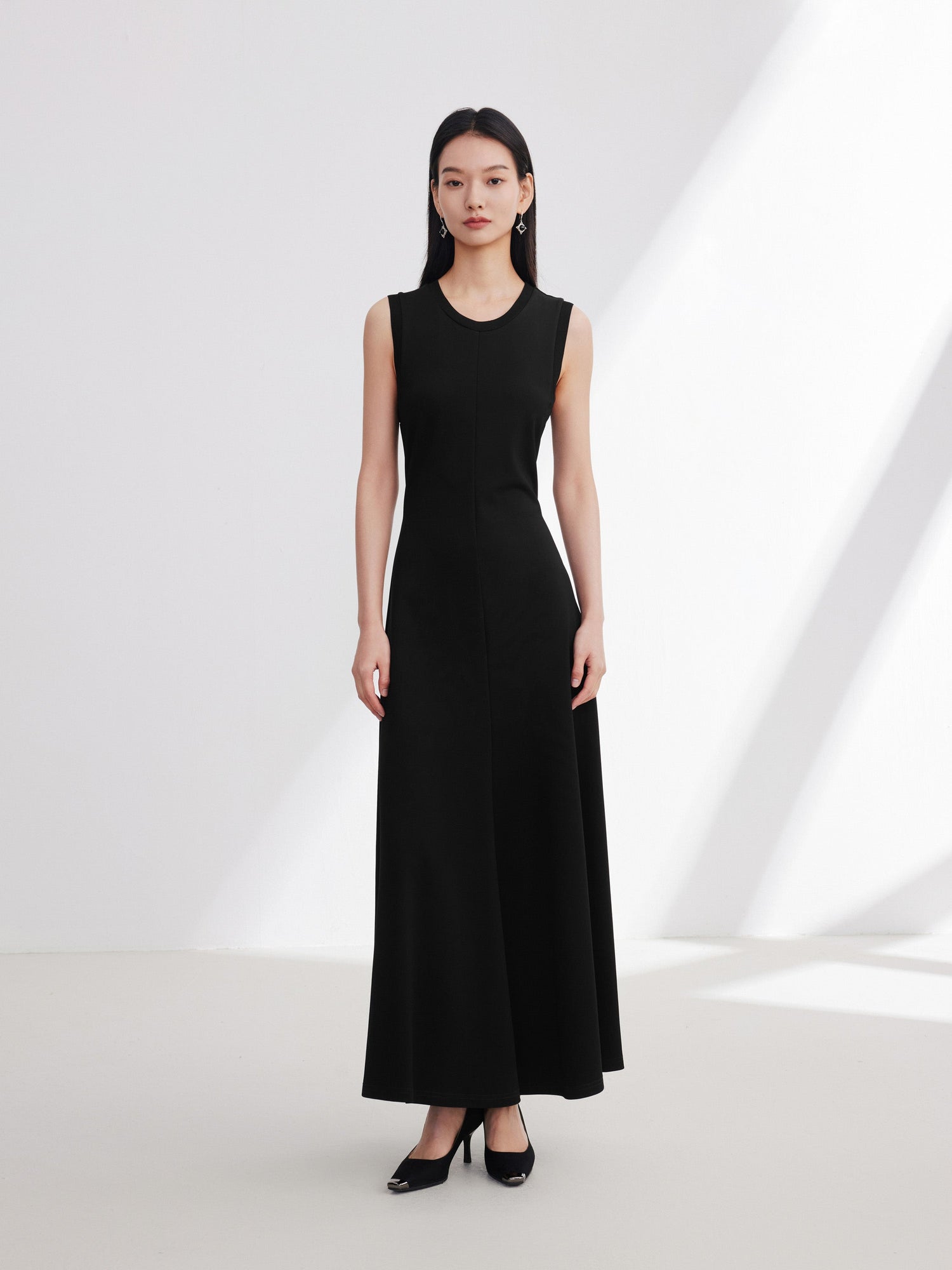 Sleeveless Maxi Dress | Black
