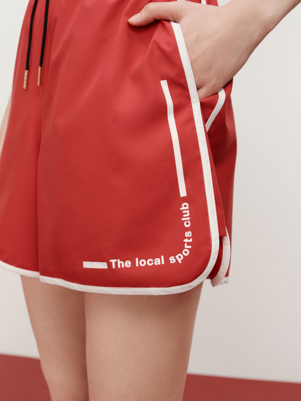 Vitality Sports Shorts | Red