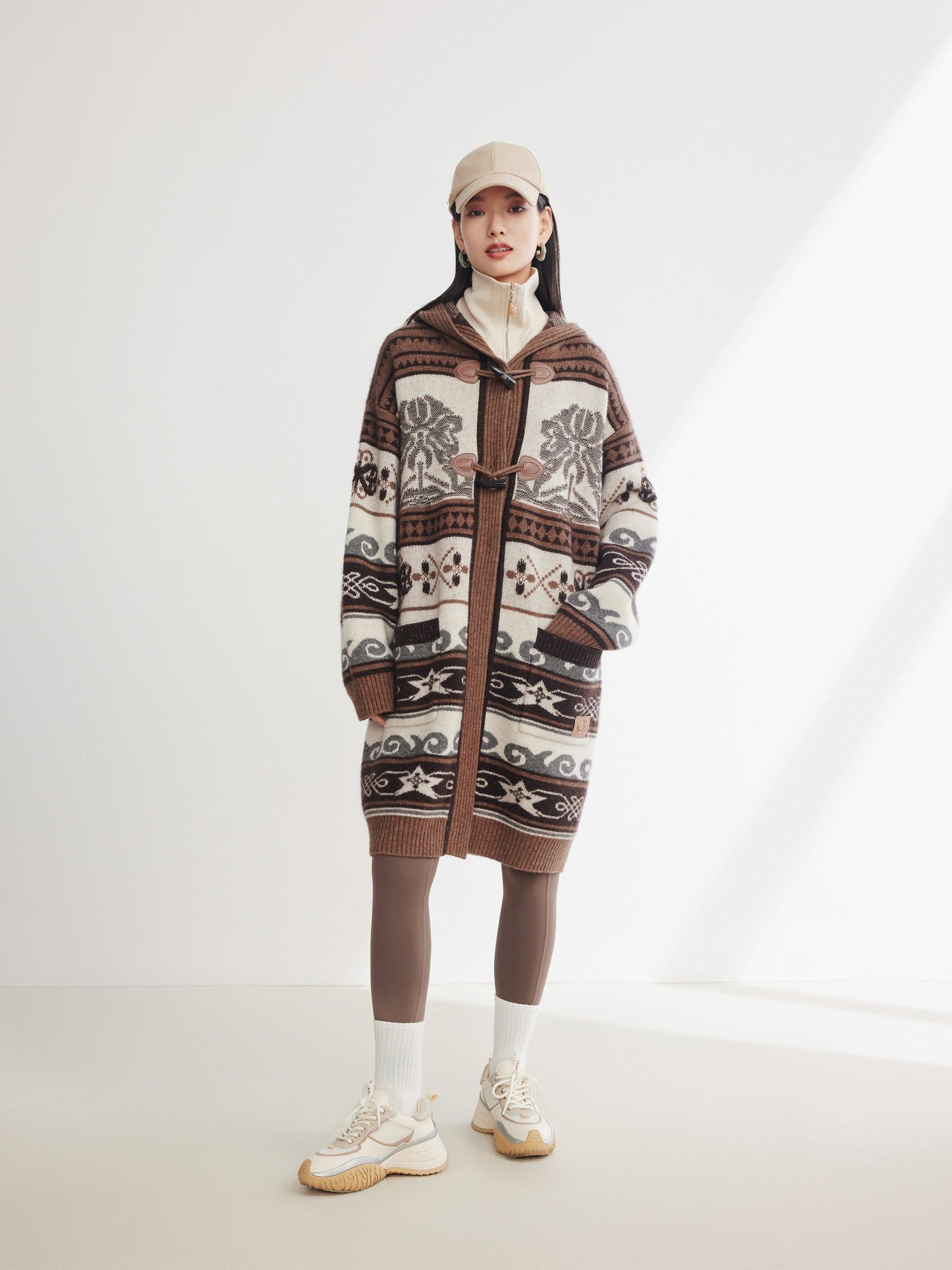 Long Hooded Sweater | Brown