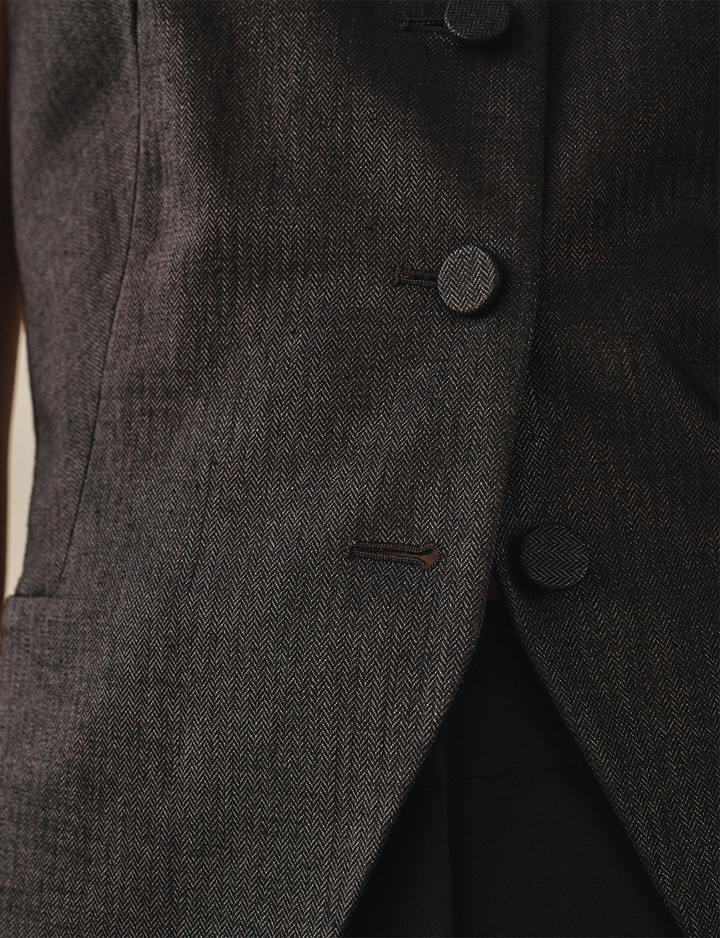 Womens | The Sculpted Vest | Black