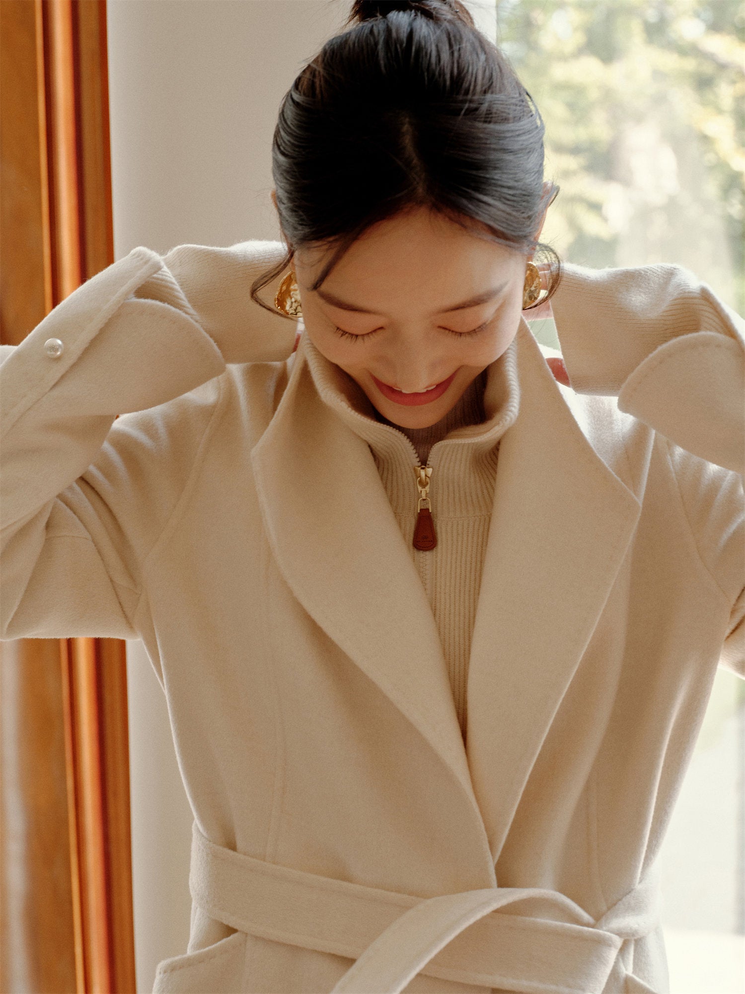 Notched Collar Cashmere Belted Coat | White