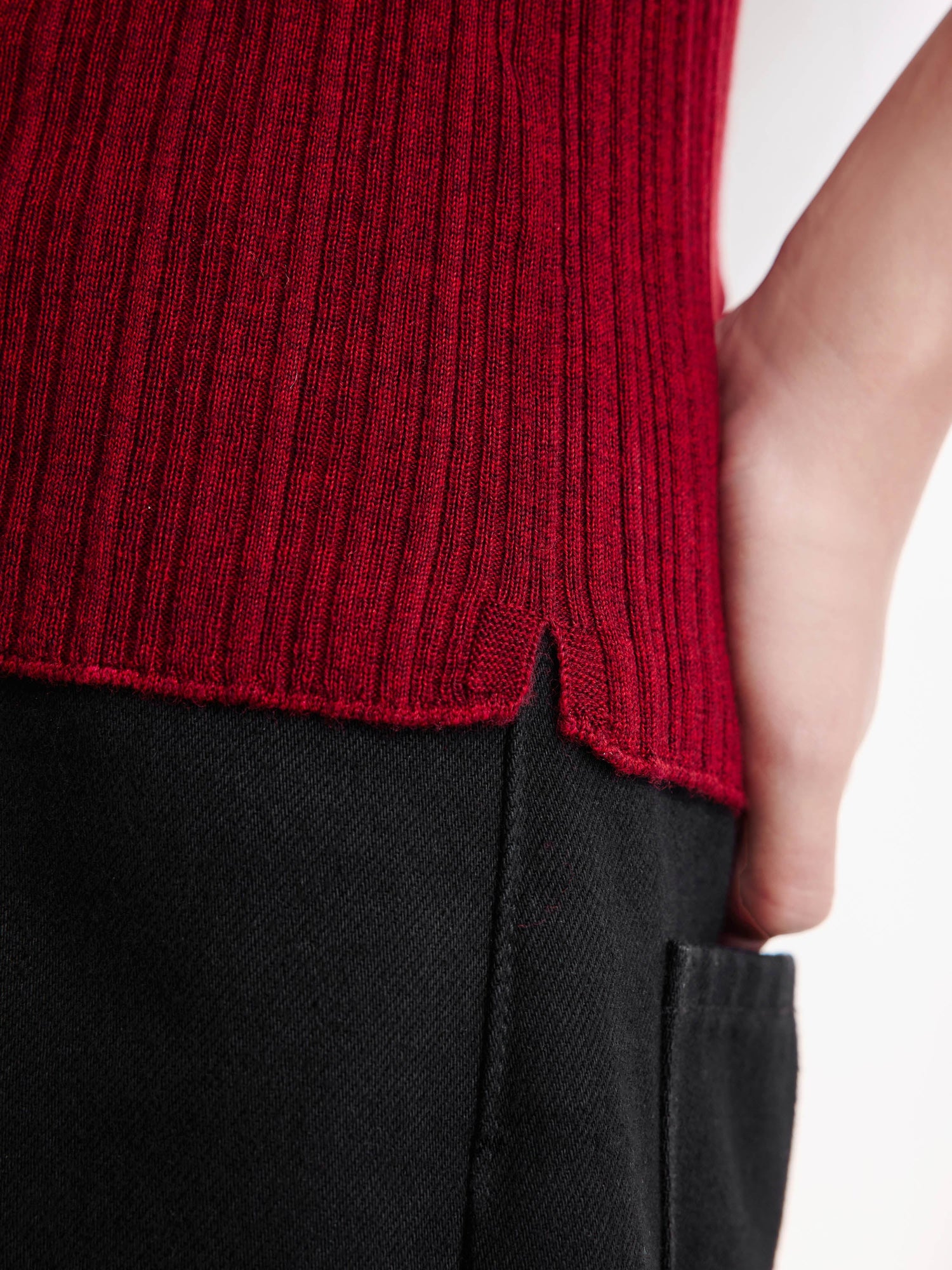 Wool Sleeveless Vest | Wine Red
