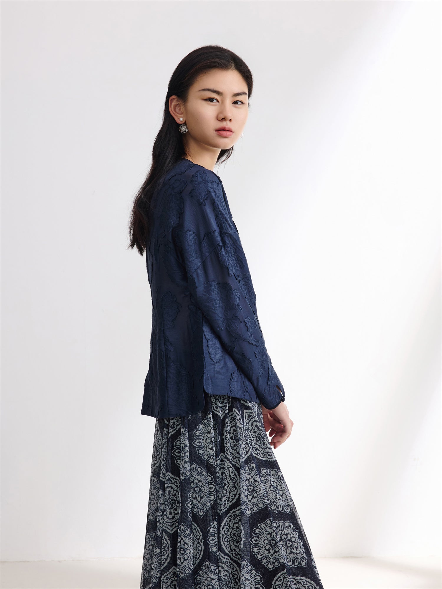 Silk Feather Light Jacket | Black
