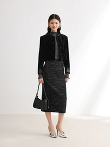 Button Closure Velvet Cropped Blazer | Black