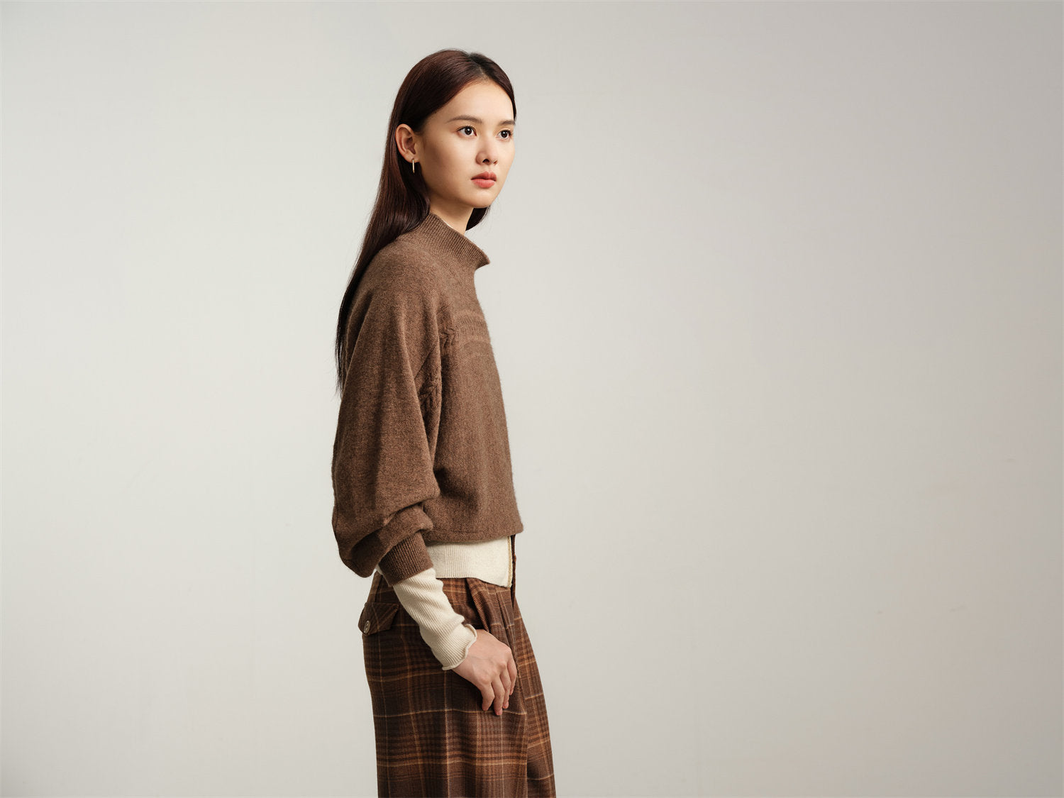 Half-High Neck Knitted Batwing Sweater | Camel