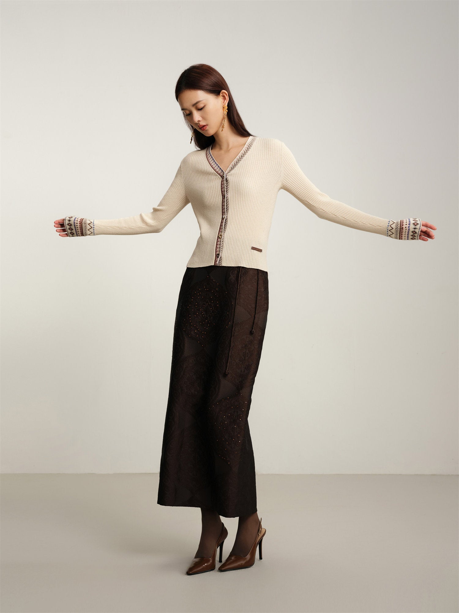 Yak Wool Ethnic-Style Jacquard Cardigan | Beige
