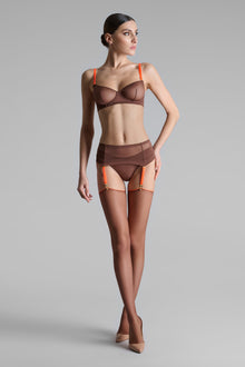 Cut and curled neon seamed stockings - 20D | Brown