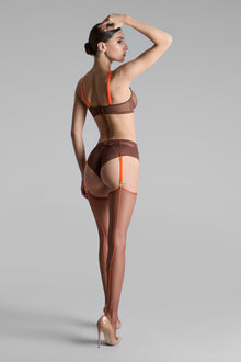 Cut and curled neon seamed stockings - 20D | Brown