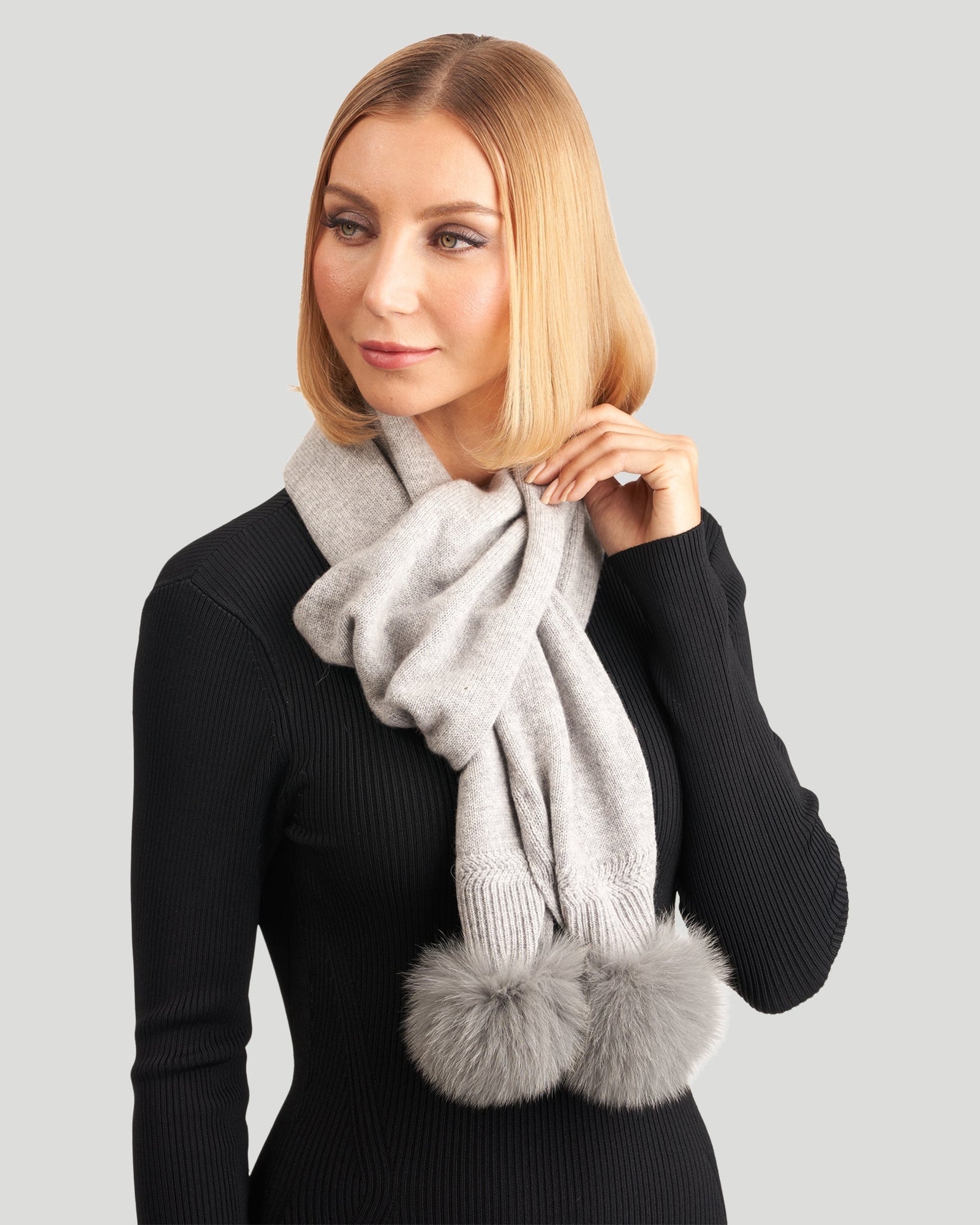 Knit Cashmere Scarf With Fox Pompom | Women | Gray