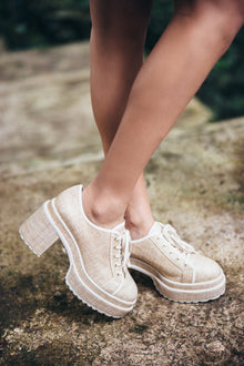 Dahlia Sneaker | Natural