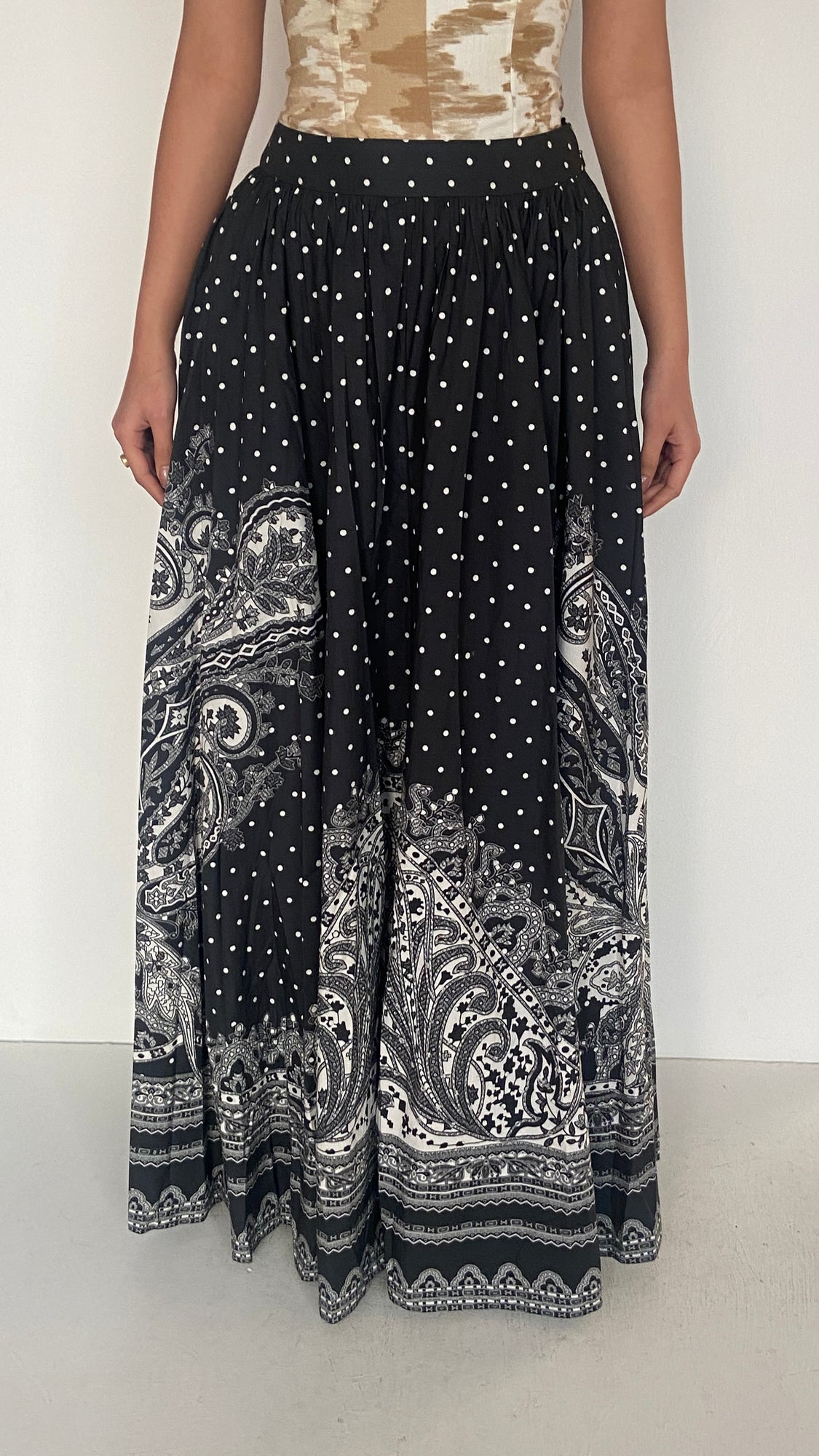 Hemant & Nandita | Viri Long Skirt | Black
