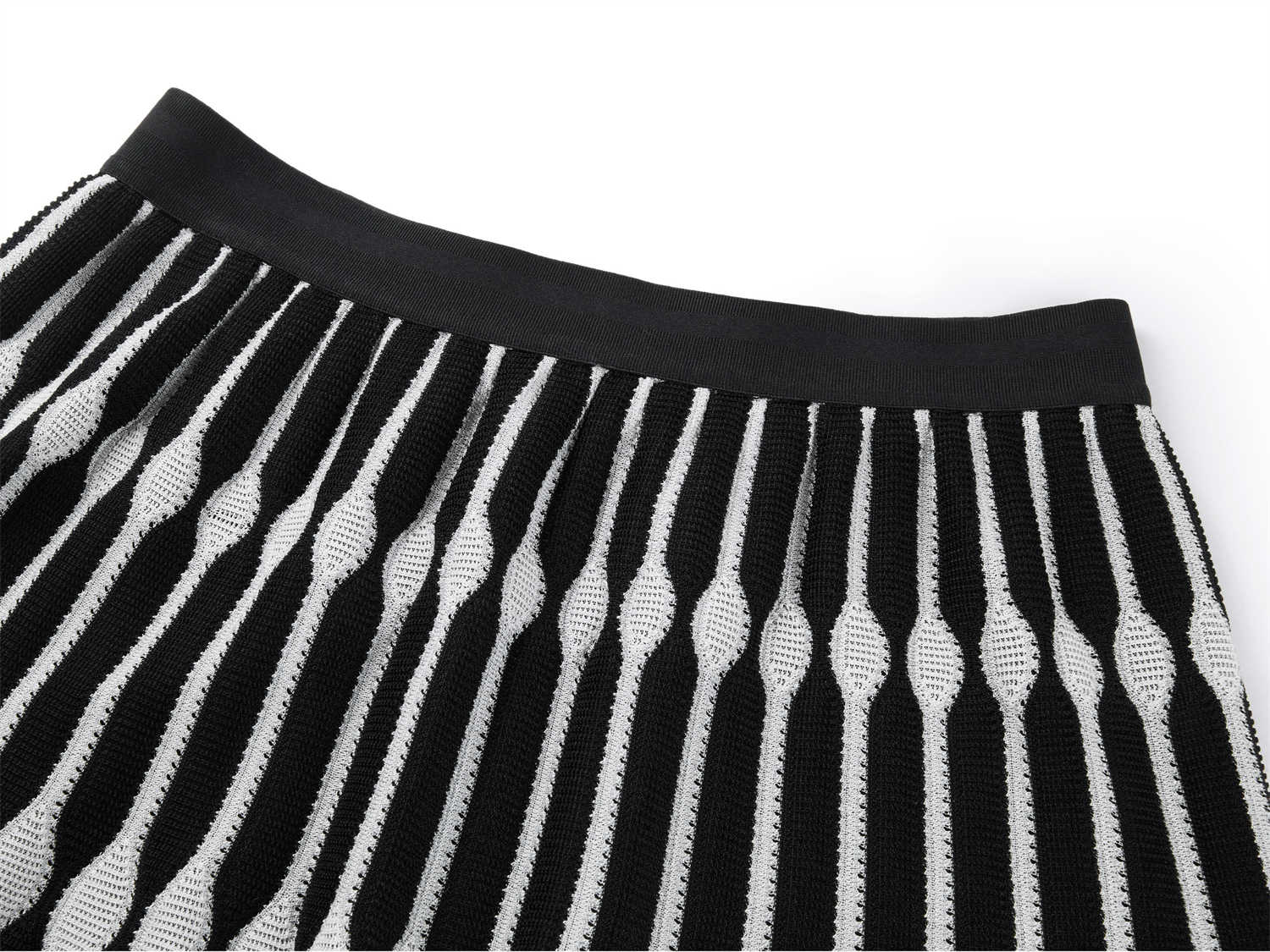 Hollowed-out Embossed Texture Skirt | Black