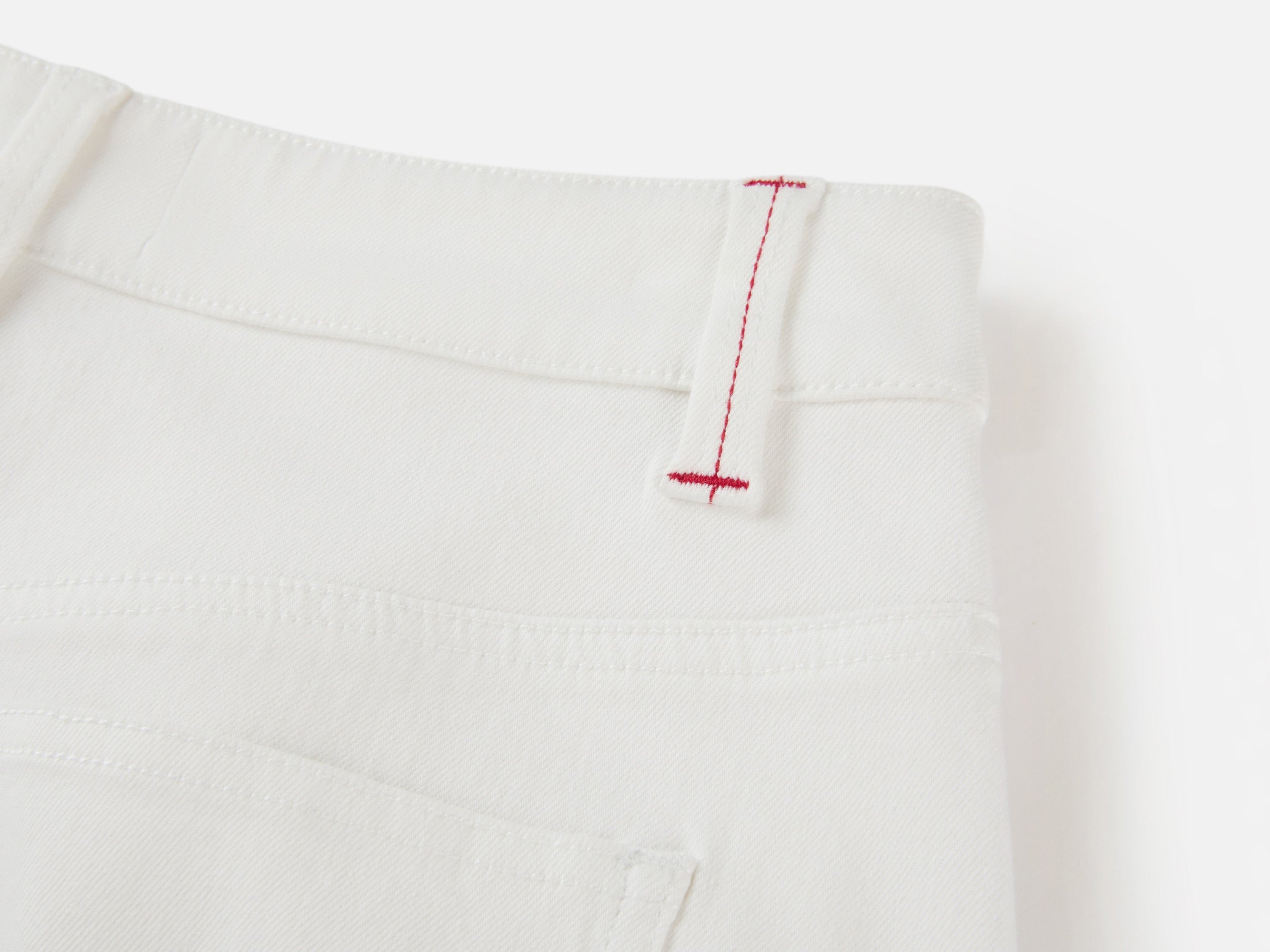 Peony Embroidered 4-Way Stretch Skirt-Front Denim Skort | White
