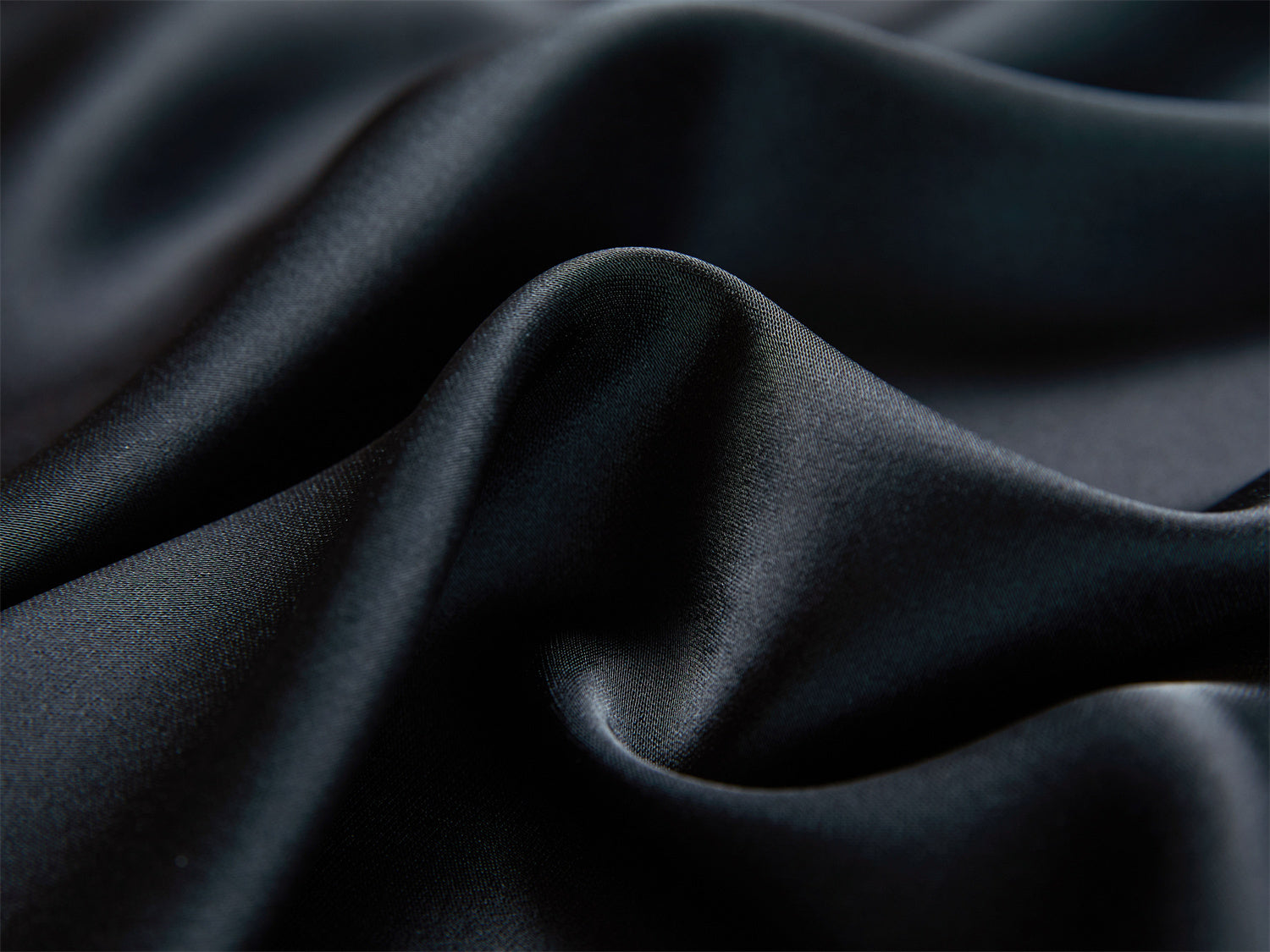 Triacetate Waist-Cinching A-Line Dress | Black