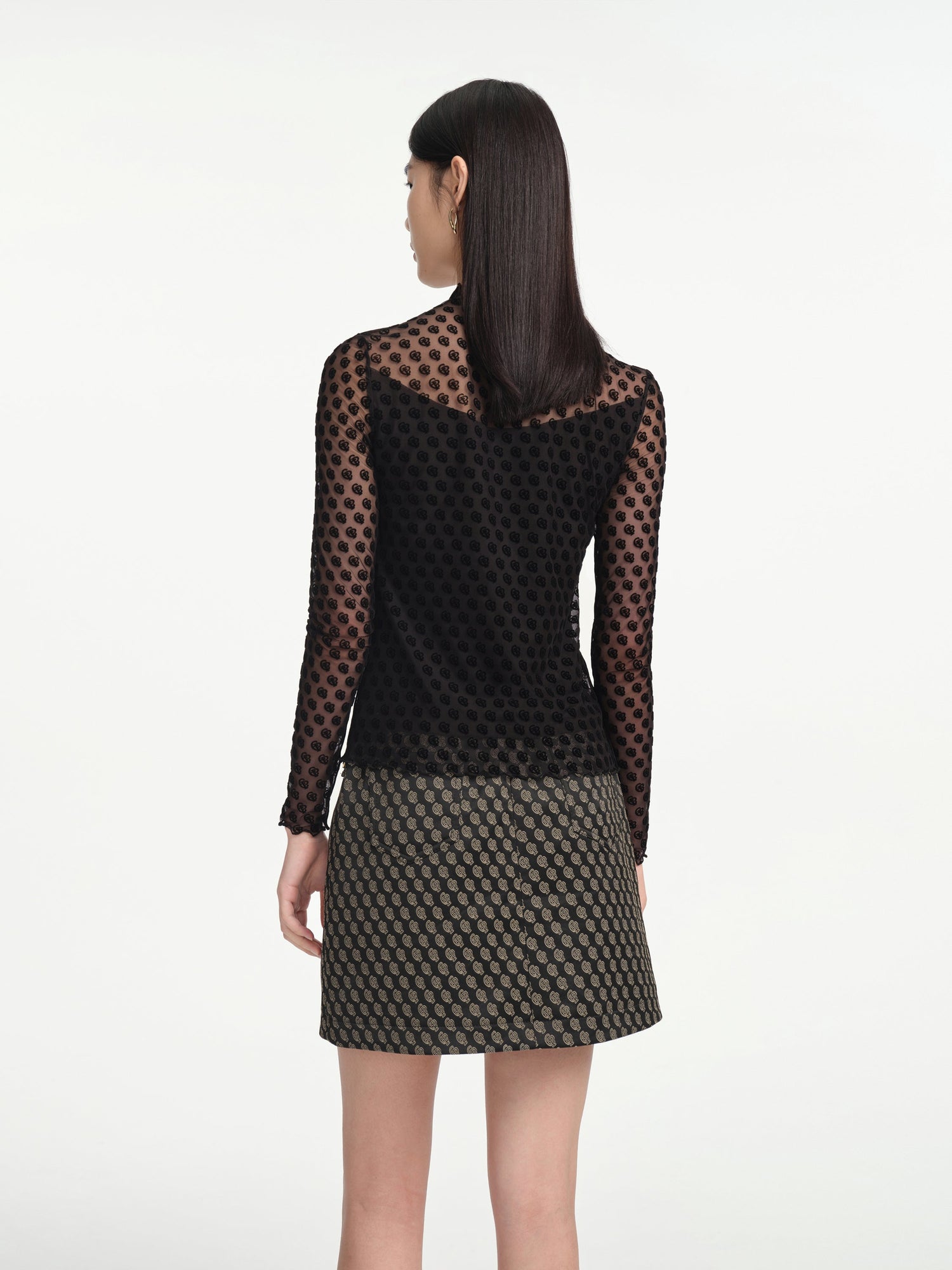 Seamlessly Logo Long-Sleeve Top | Black