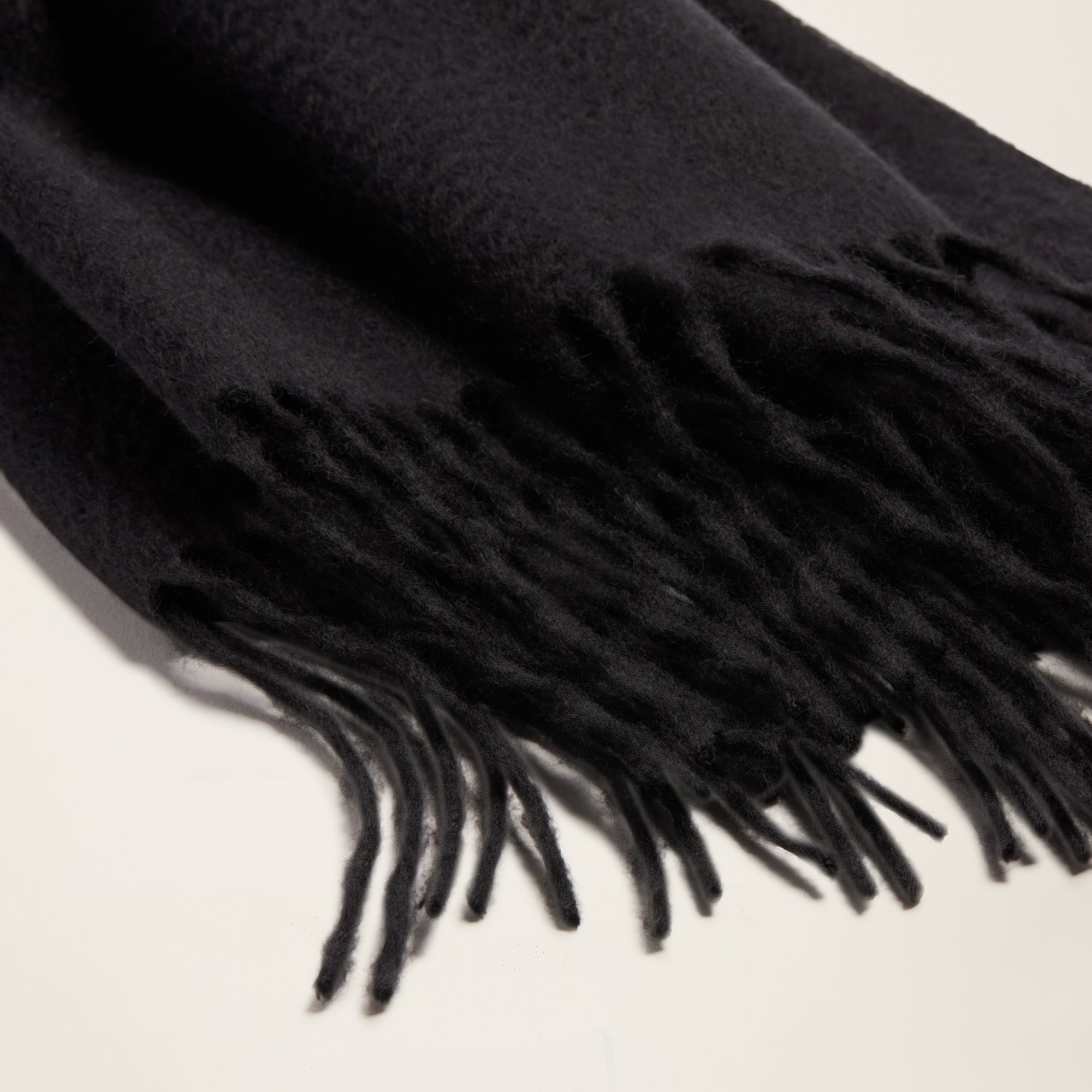 Unisex | Cleo Oversized Cashmere Scarf | Black