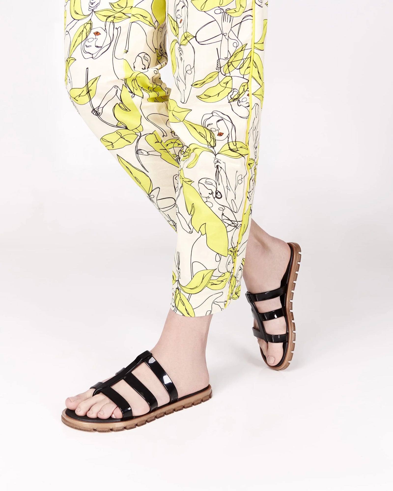 Path Slide | Black/Gold