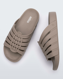 Possession Slide | Matte Beige
