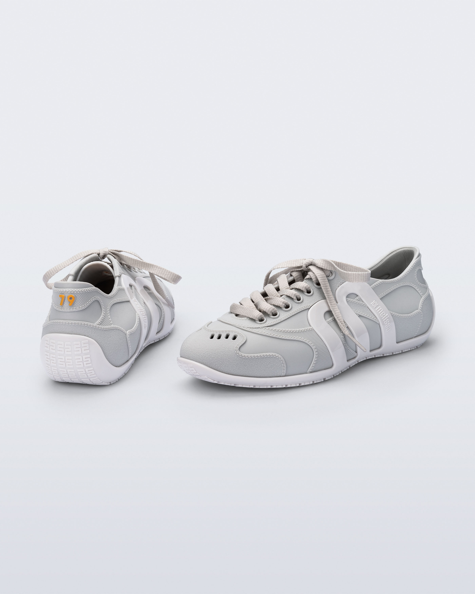 Melissa Motion | White/Grey