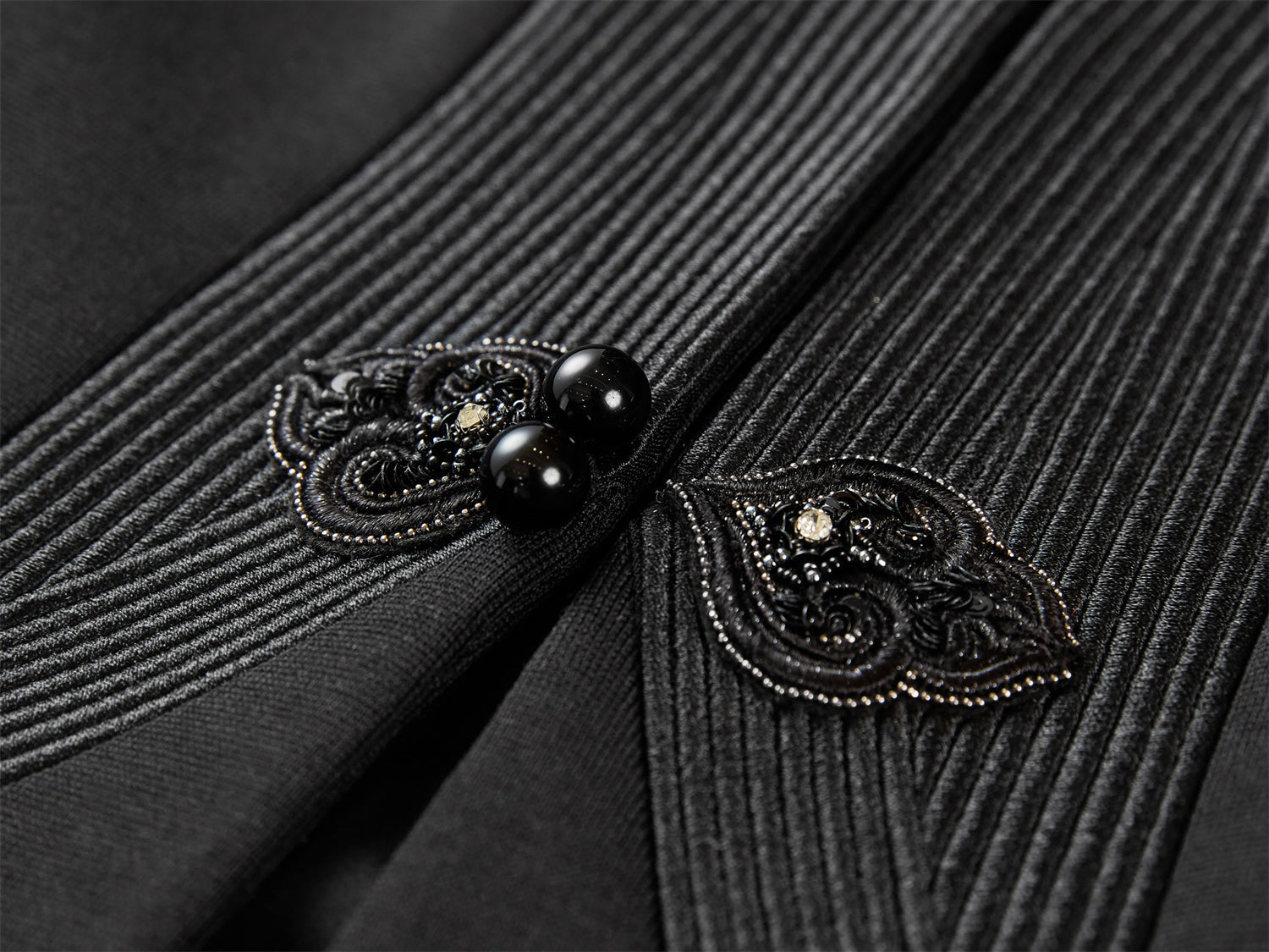 Chinese Stand-Collar Placket Jacket | Black