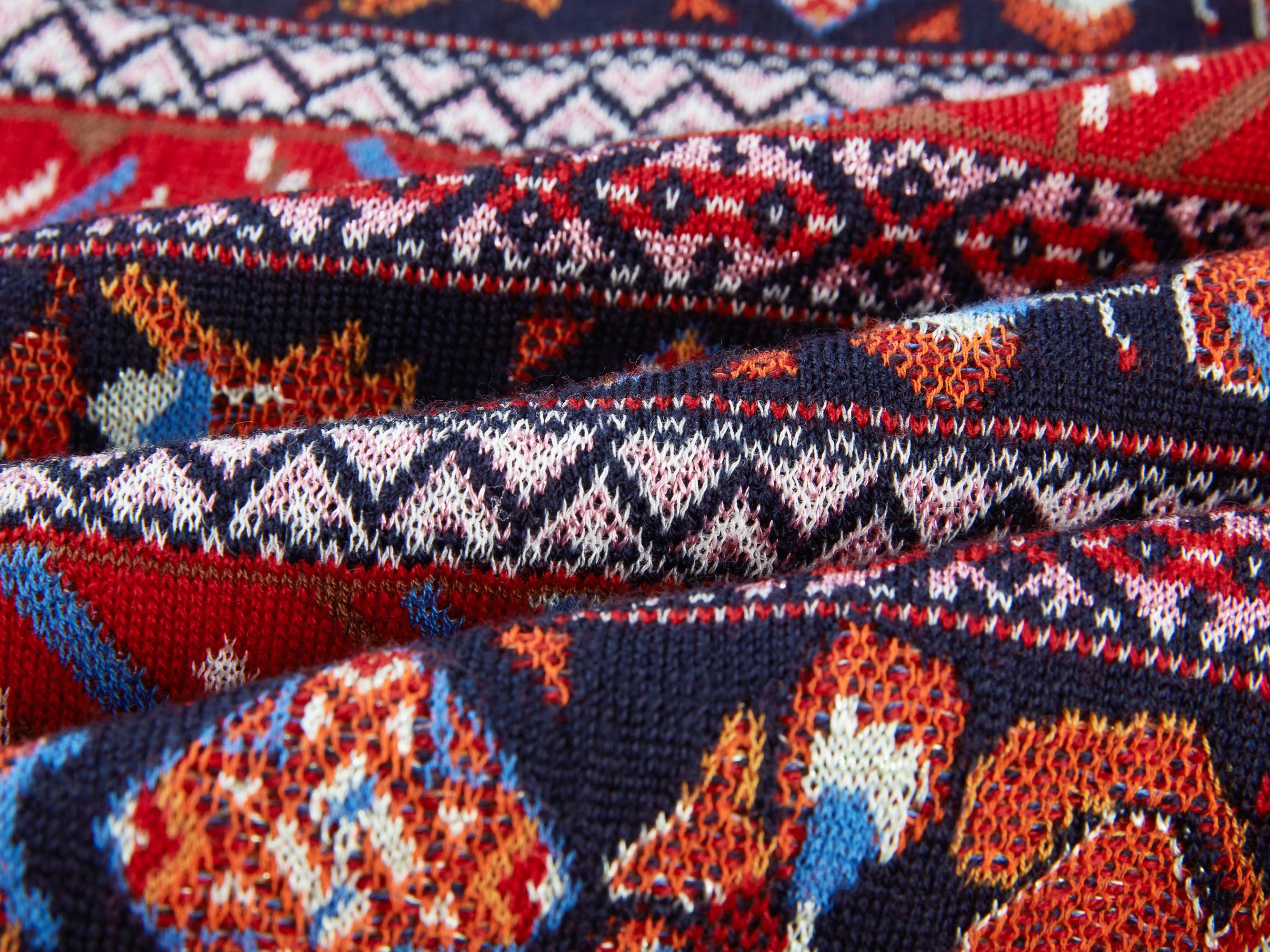 Retro Style Polo Jacquard Sweater | Red
