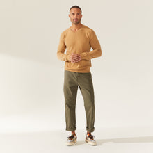 Mens | Liam Cashmere V-Neck Sweater | Camel
