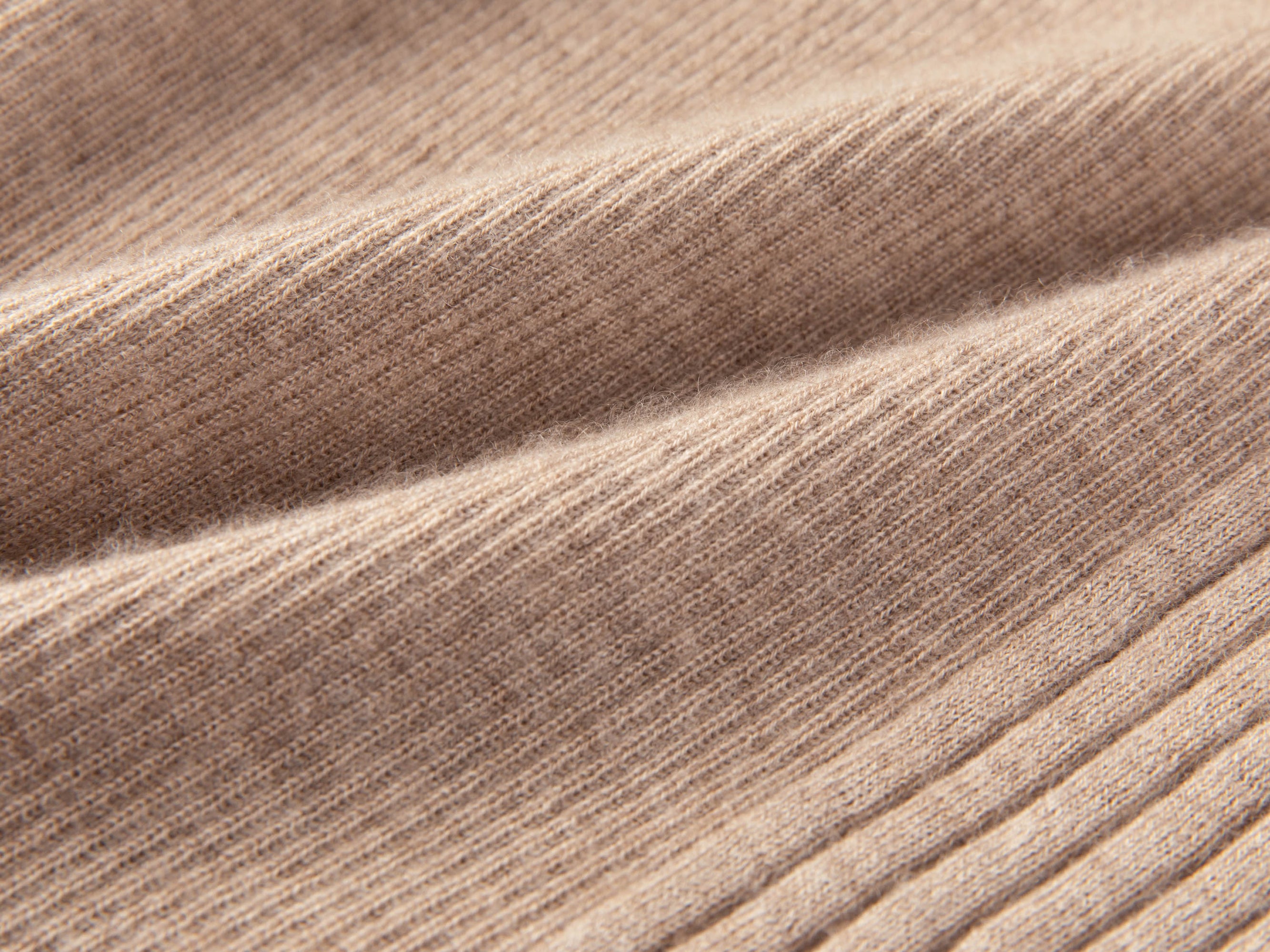 Asymmetric No-Dye Cashmere Knit Top | Camel