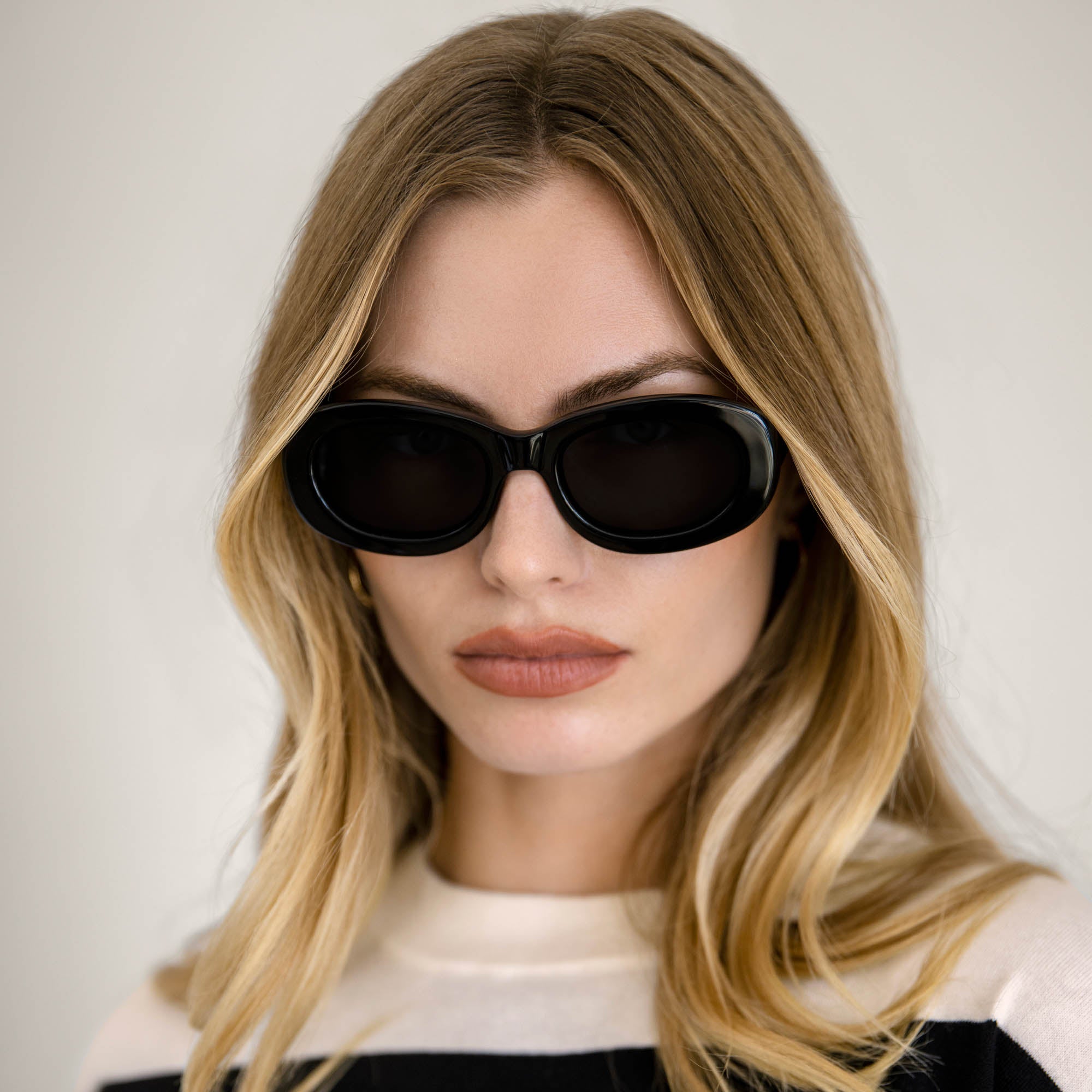Unisex | Celeste Oval Italian Acetate Sunglasses | Black