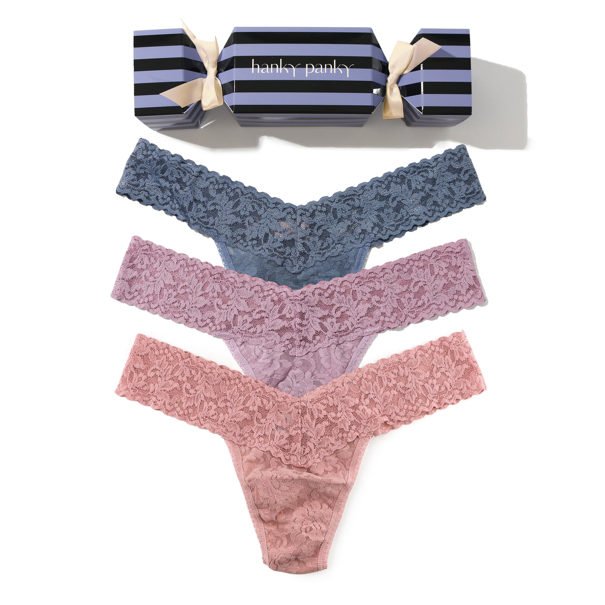 3-Pack Signature Lace Low Rise Thong Holiday Cracker | Desert Rose | Water Lily | Tour Guide (Blue/Blue Stripe Cracker)