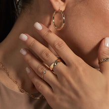 Womens | Curved Ring | 14K Solid Yellow Gold