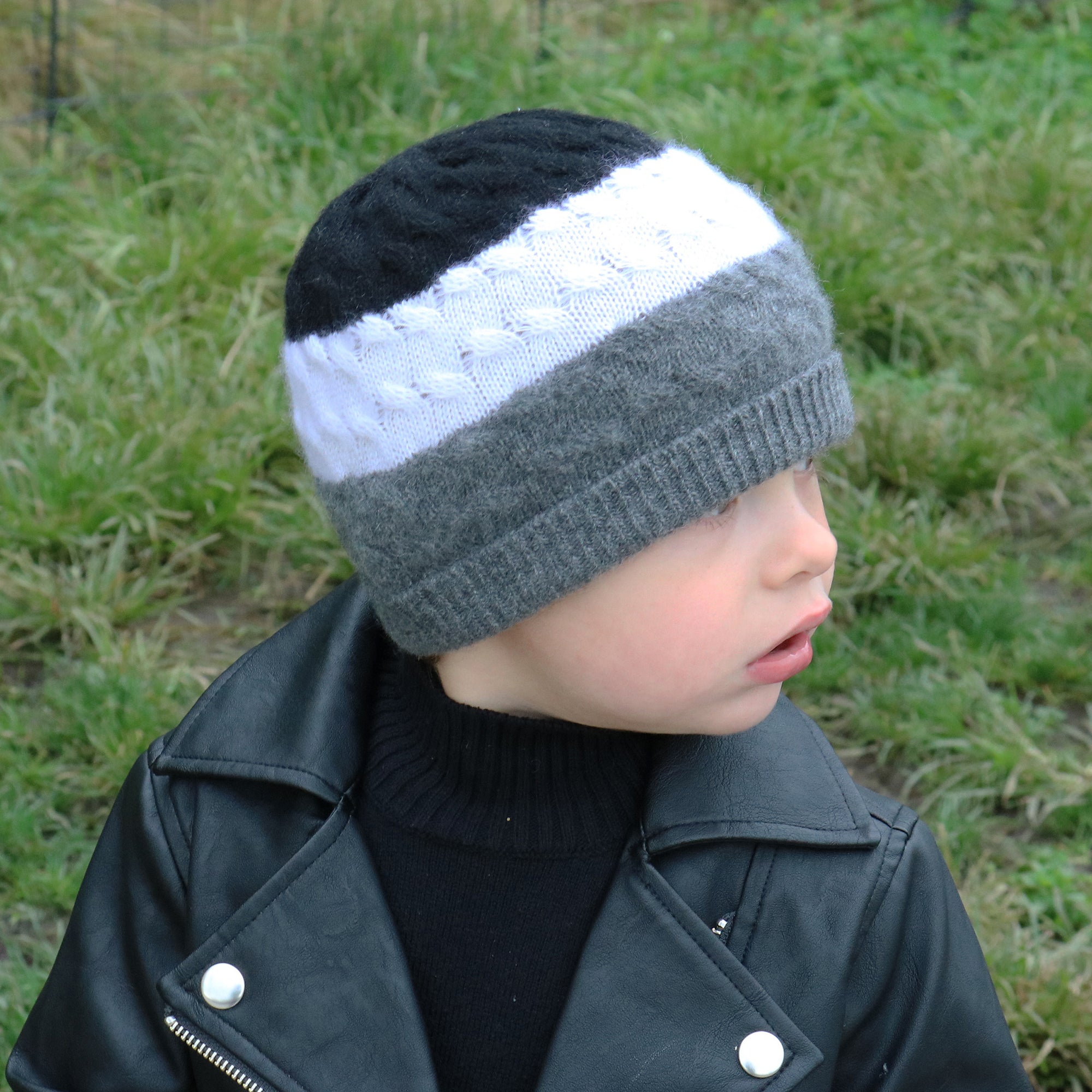 Kids | Cashmere Striped Hat with Cables | Black/Grey Combo