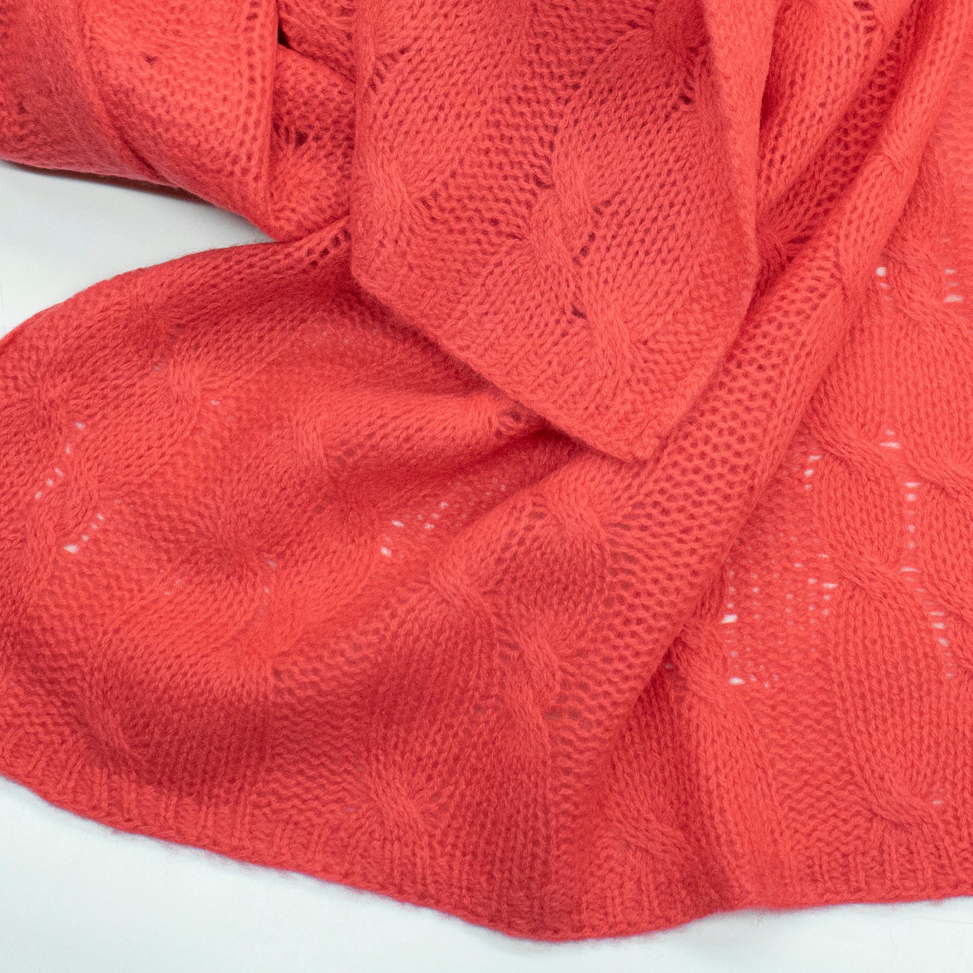 Womens | Cashmere Wrap with Cables | Cherry