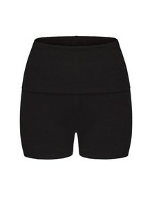 Holly Shorts | Black