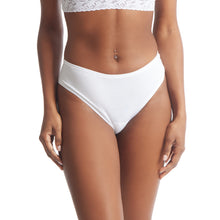 Play Stretch Natural Rise Thong | White