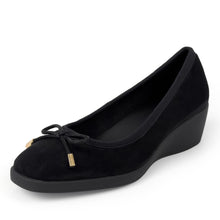 Tema | Black Faux Suede