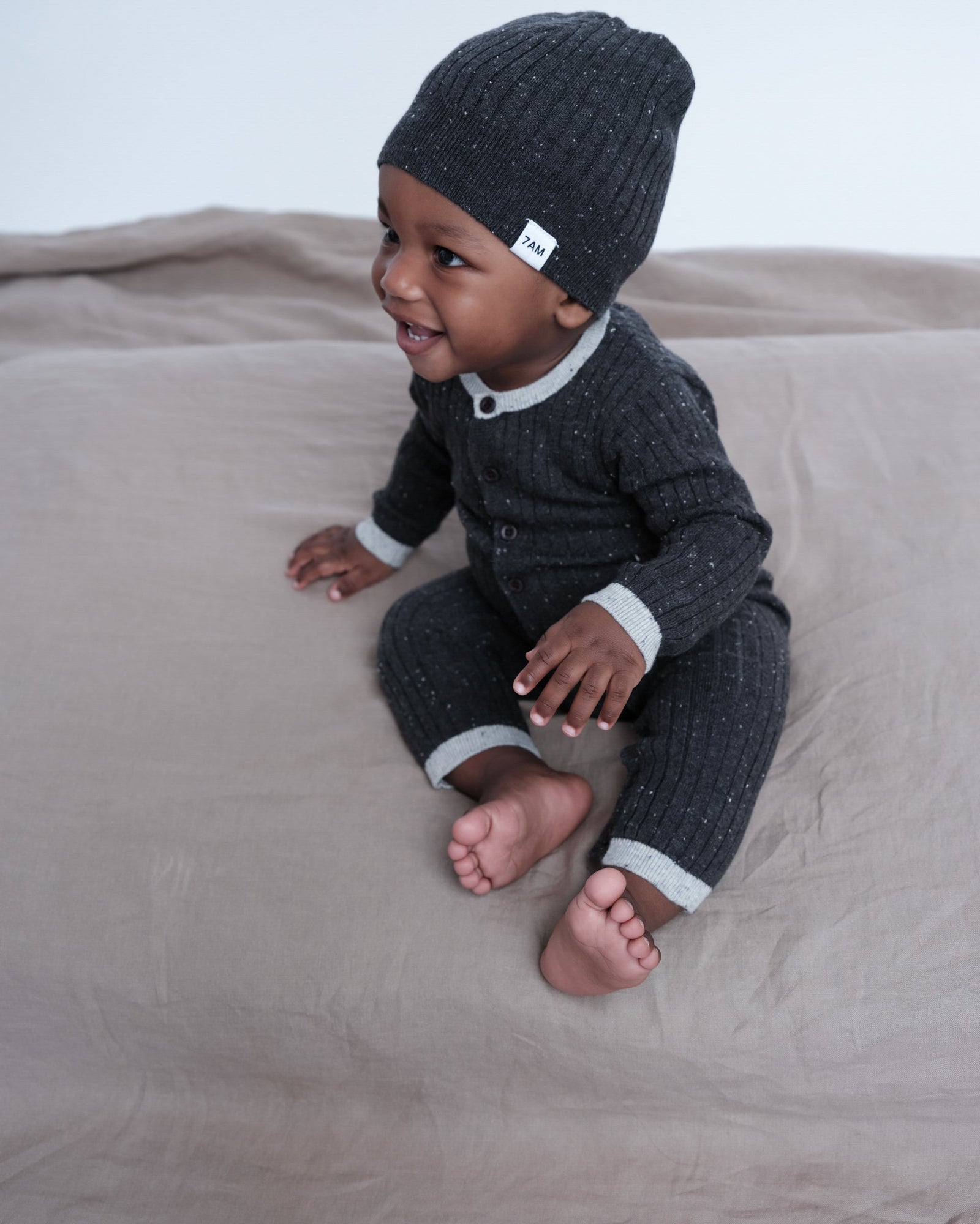Long Sleeve Jumpsuit No Footie - Hug Me | Black Melange