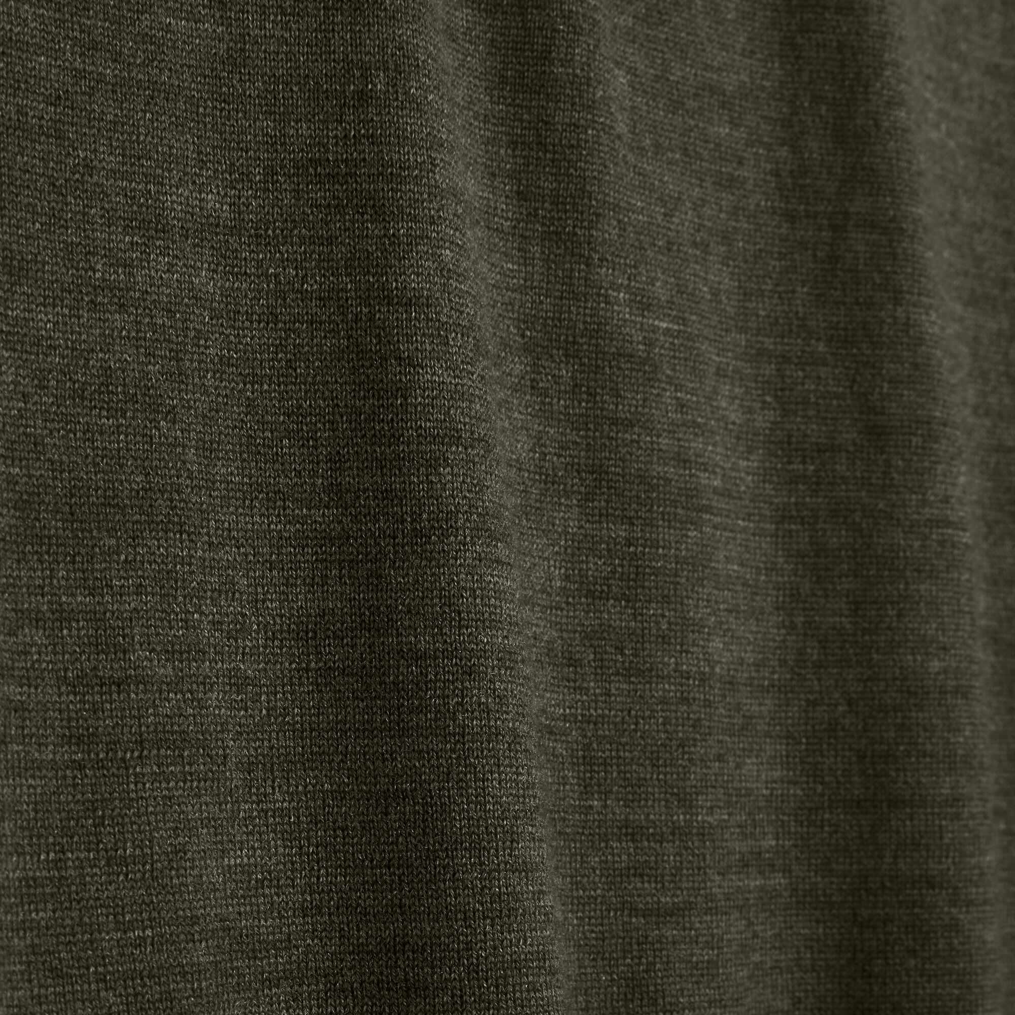 Mens | Cole Merino Lightweight V-Neck Sweater | Thyme