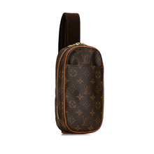 Louis Vuitton Pre-Owned Monogram Pochette Gange | Women | Brown