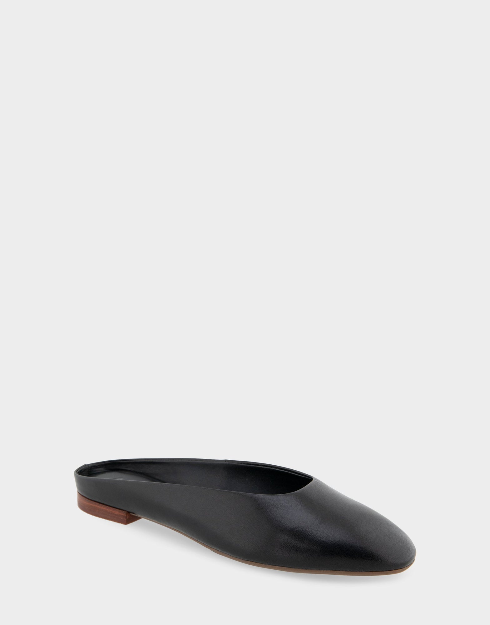 Amara Slides | Black Shiny Leather