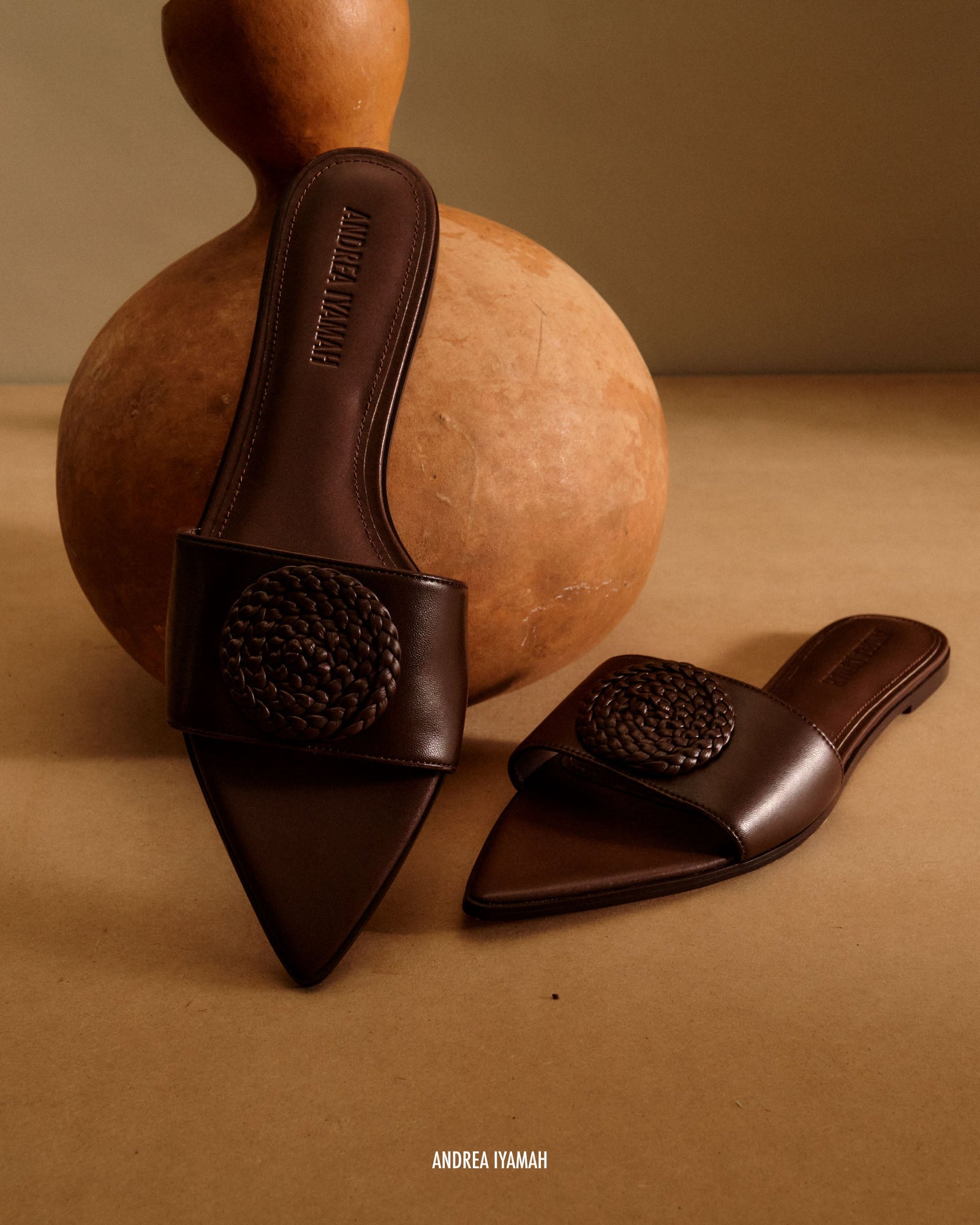 Voca Slippers | Dark Brown