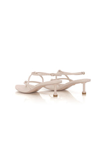 Vee Sandals | Ivory