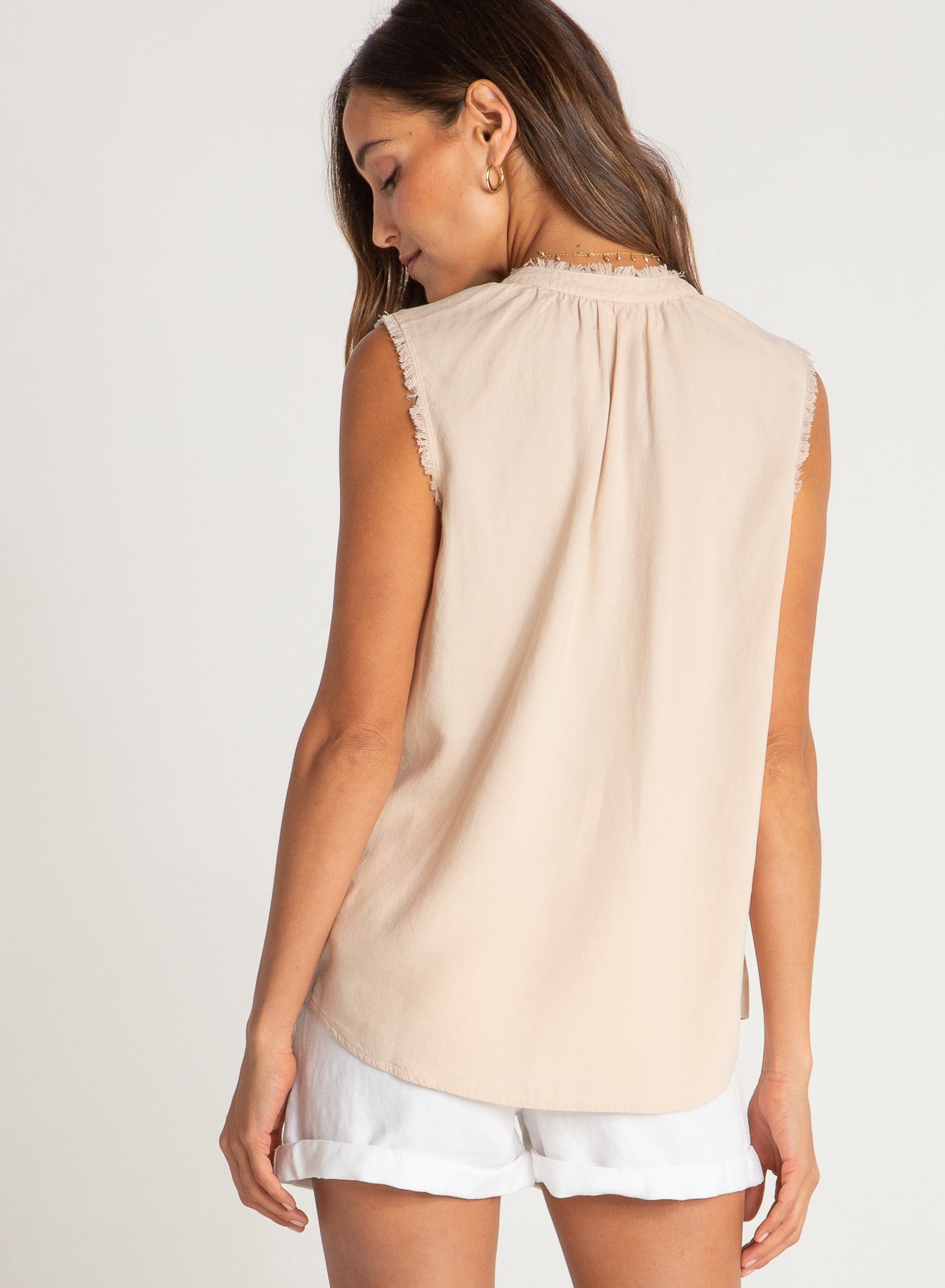 Sleeveless  Fray Edge Pullover | Soft Tan